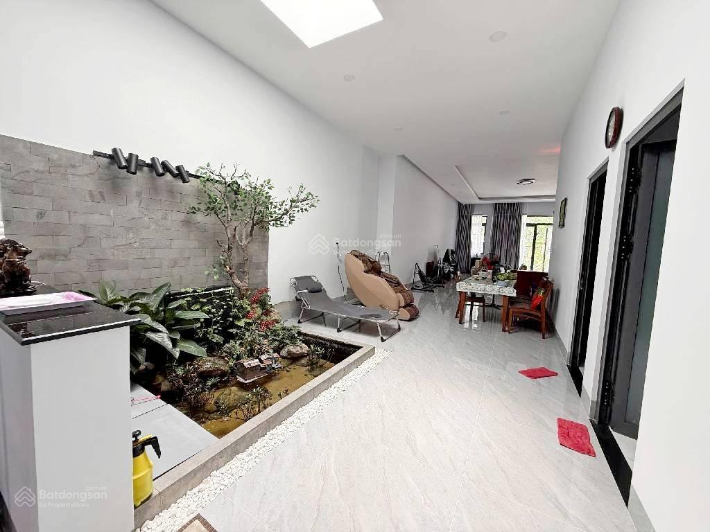 Bán nhà diện tích khủng 368m2, ngang 9m, gần chợ phú lợi 2, đường phạm thế hiển, view sông