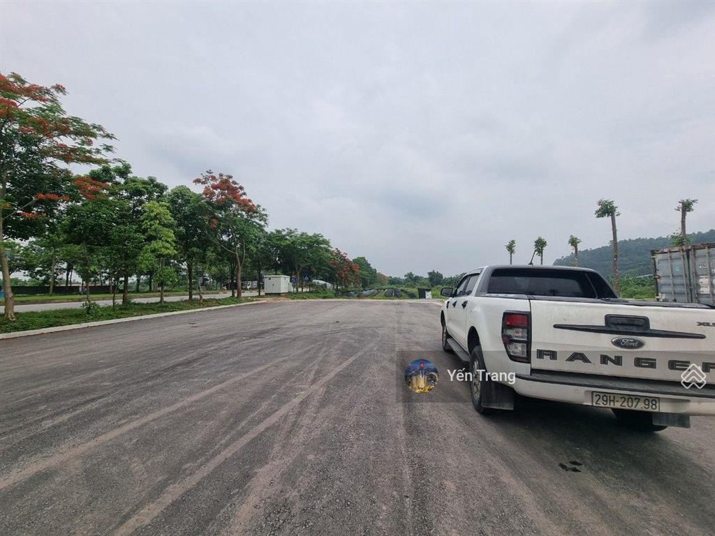 Bán gấp đất đấu giá văn lôi tam đồng mê linh, 112.5m2, kd tốt, 60tr/m2