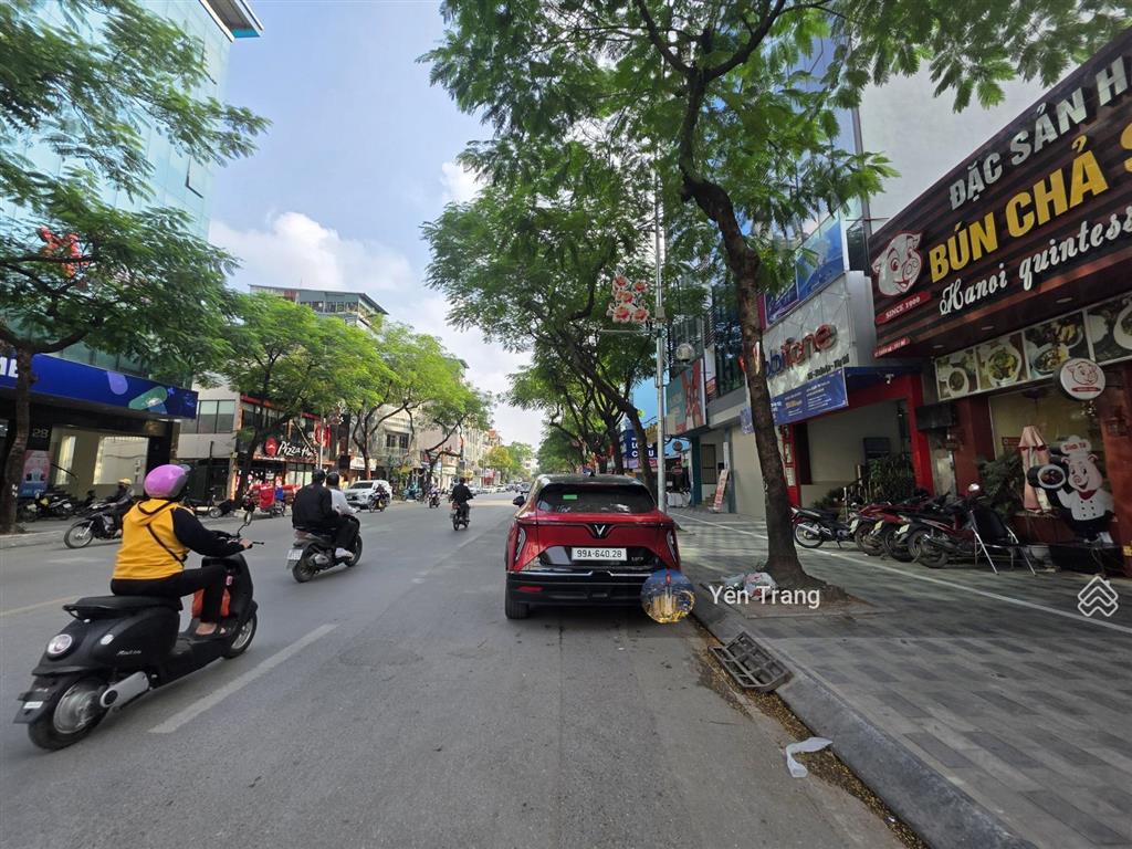 Bán đất xây 8 tầng võ chí công, 3 ô tô tránh, vỉa hè, kd, 73m2, 23 tỷ.