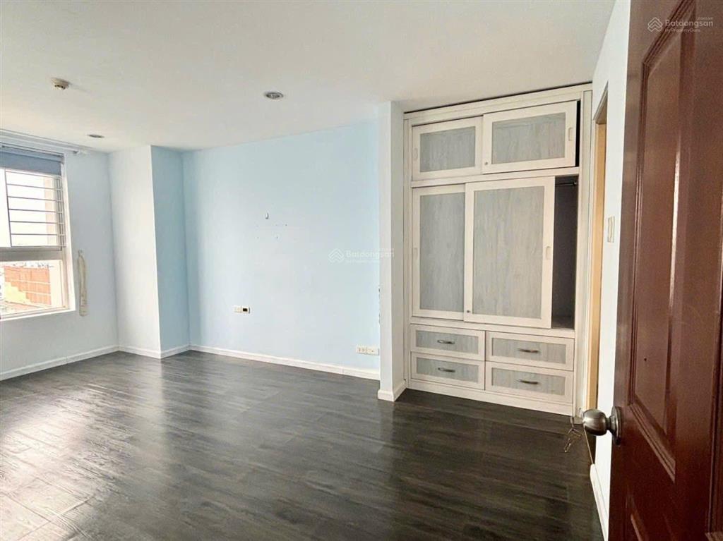 Chính chủ bán cc the harmona tân bình 81m2 2pn 2wc giá 5ty150 sổ sẳn giá thật  0326 648 ***