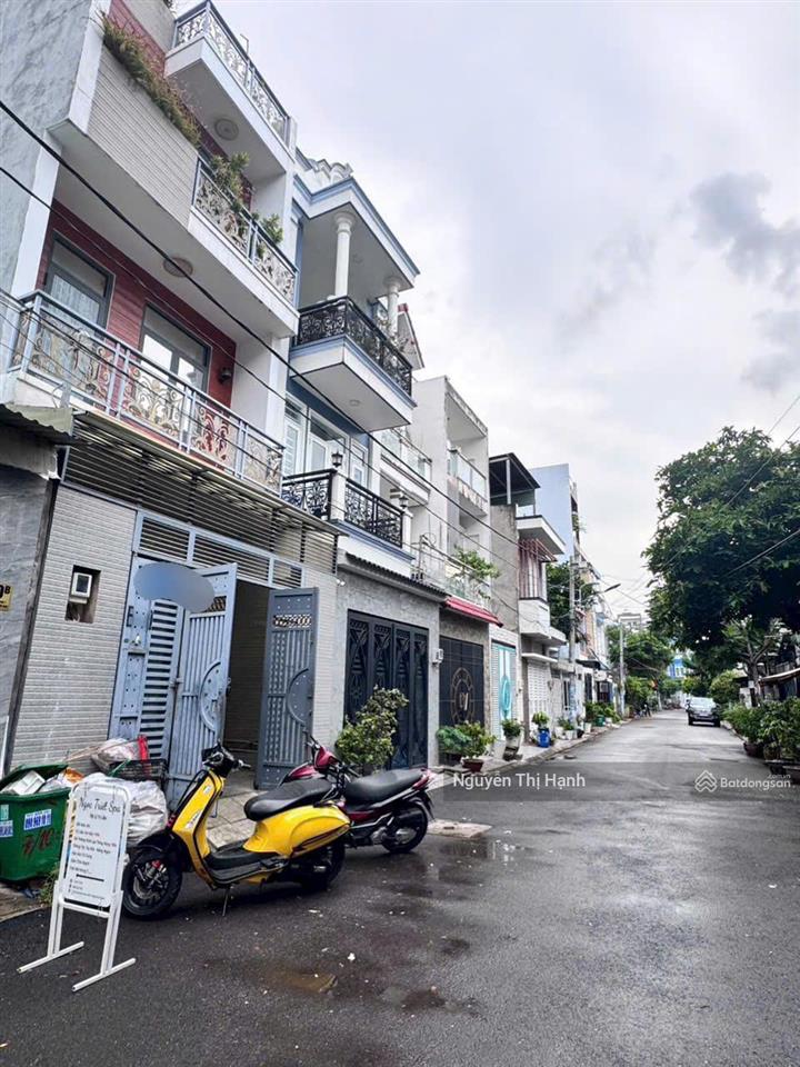 Nhà 4 tầng, đường số 37, hiệp bình chánh, thủ đức liền kề khu bình dân, đường 8m ô tô tránh nhau