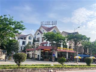 Cần bán biệt thự góc 280m2 tại khu thành phố giao lưu, có dòng tiền thuê sẵn/  0925.3222