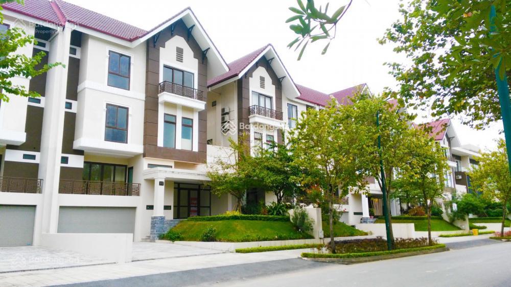 Bán biệt thự khu q ciputra kđt nam thăng long 428m² nội thất đẹp  view sân golf