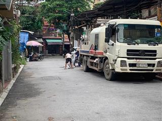 Cần bán nhanh mảnh đất bắc từ liêm dt 140m, mt 8m, giá chào 20 tỷ.