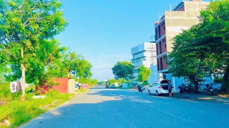 Năm chủ giỏ hàng kđt 1b ngay đh fpt, giá tốt nhất thị trường chỉ từ 3.1 tỷ