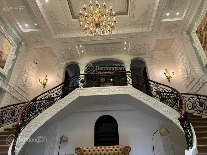 Thật 100% rẻ 1215m2 dinh thự (30x45m) hồ bơi hầm 3 lầu vincom thảo điền