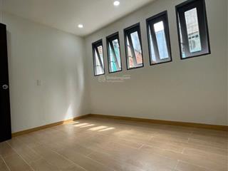 Thật 100% nhà 4 lầu mới. 3.6x9m. 30m2 gần chợ bến thành. hẻm quy hoạch 4m. nguyễn trãi quận 1