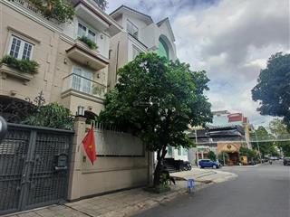 Thật 100% hiếm biệt thư mặt tiền 16x22m ( nở 20m). cn 373m2 tú xươnglê qúy đôn, phường 6, quận 3