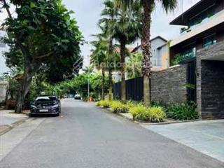 Thật rẻ hơn 35% chỉ 158 triệu/m2 cả kết cấu 500m2 (20x25m)biệt thự khu compound thảo điền q2