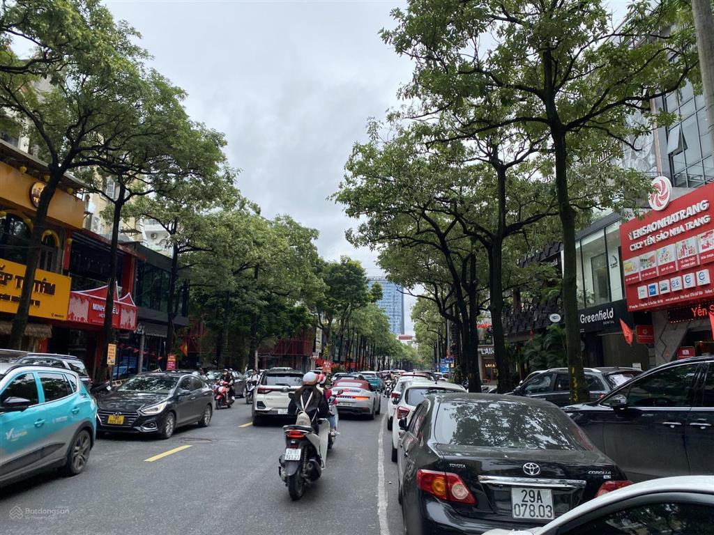 Bán nhà phố trung hòa, cầu giấy, 70m2*7t, mt6m, nhà đẹp, kinh doanh đỉnh, thang máy xịn. giá 35 tỷ