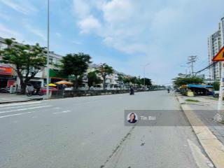 Bán đất mtkd liên phường 10 tỷ nhỉnh 90m2. đoạn sung nhất  200m ra global city. shr vay bank được