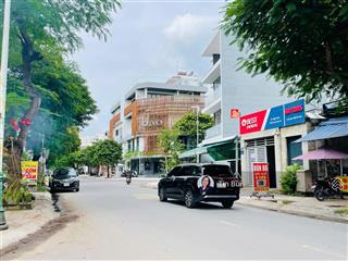 Bán nhà 4 tầng mặt tiền kdc đông thủ thiêm  120m2 (6*20m)  sẵn dòng tiền. đường rộng 16m