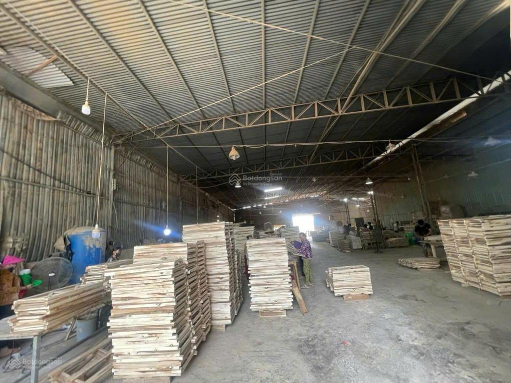 Bán nhà xưởng 10.000m2 giá rẻ chỉ 45 tỷ. trảng bomđồng nai 0937 980 ***
