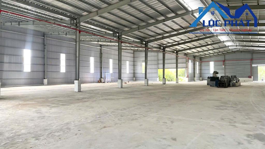 Cho thuê nhà xưởng 3.000m2 giá chỉ 195 triệu phước tân  biên hoà  đồng nai 0937 980 ***