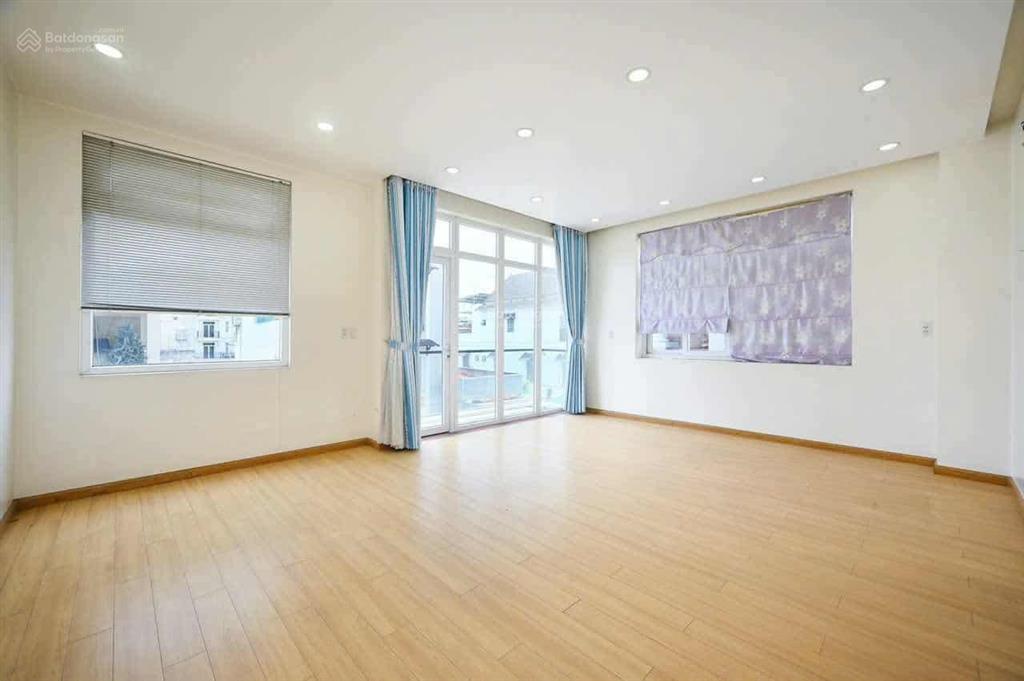 Villa cực đẹp ngang 6,5m, 4tầng hẻm xe hơi 1/ kế bên chợ an nhơn, lê đức thọ phường gò vấp 11,9t tl