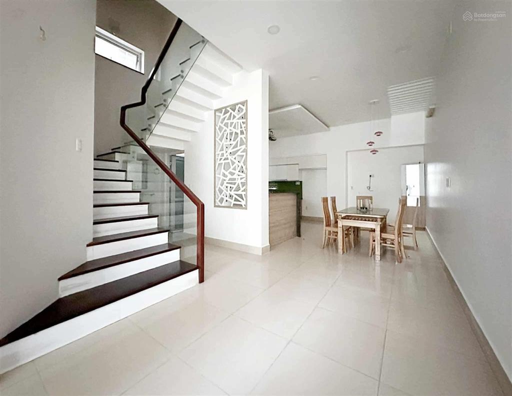 Villa cực đẹp ngang 6,5m, 4tầng hẻm xe hơi 1/ kế bên chợ an nhơn, lê đức thọ phường gò vấp 11,9t tl