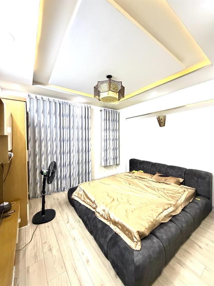 Bán nhà 4tầng hẻm xe hơi sát mặt đường nguyễn văn dung phường. an nhơn giá tốt chỉ nhỉnh 9tỷ còn tl