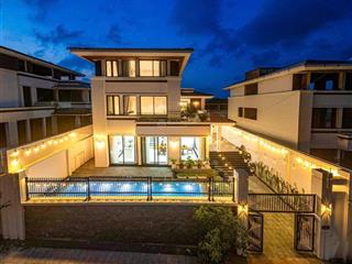 Giá rẻ nhứ bún căn villa flc hạ long hơn 300m2 giá bằng liền kề