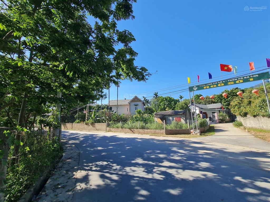 Bán lô đất gần 4000m2 view hồ, mặt đường nhựa tỉnh lộ,tựa sơn hướng thủy mt 45m, sổ đỏ chính chủ