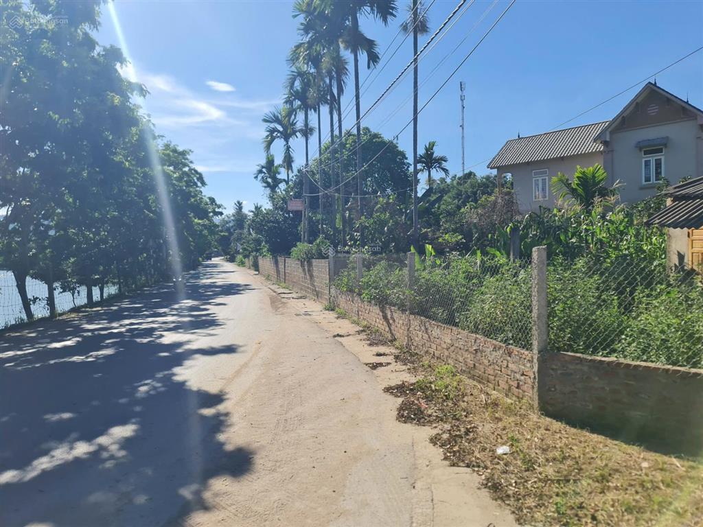 Bán lô đất gần 4000m2 view hồ, mặt đường nhựa tỉnh lộ,tựa sơn hướng thủy mt 45m, sổ đỏ chính chủ