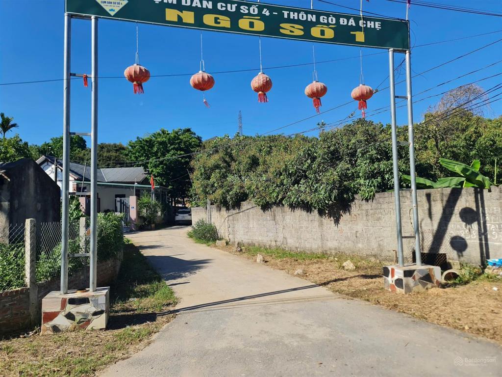 Bán lô đất gần 4000m2 view hồ, mặt đường nhựa tỉnh lộ,tựa sơn hướng thủy mt 45m, sổ đỏ chính chủ