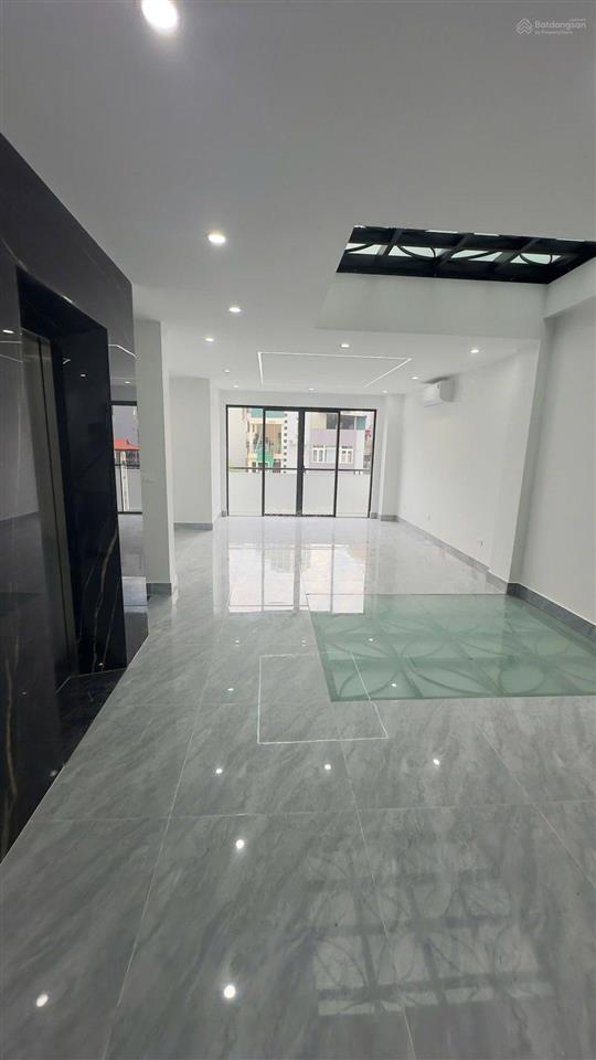 Cho thuê nhà mặt phố cộng hòa, tân bình, dt 150m2