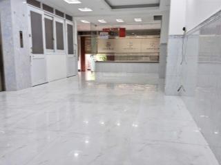 Sàn trống 80m2. vị trí trống tầng 1  yến thế, p.2, tân bình. giá cho thuê chỉ 18.5tr/ tháng