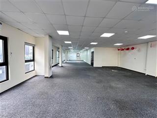 Văn phòng 100m2 trên đường điện biên phủ. trống lầu 2, giá thuê chỉ 24tr/ tháng