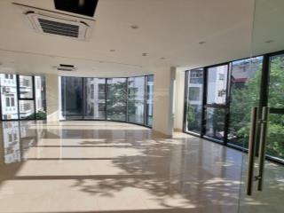 Cho thuê văn phòng 120m2 tại nguyễn đình chiểu. giá thuê 29tr/ tháng bao phí quản lí, nước