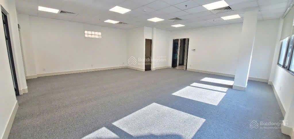 Văn phòng 80m2 tại đường trường chinh. sàn vừa bàn giao, có thể sử dụng ngay