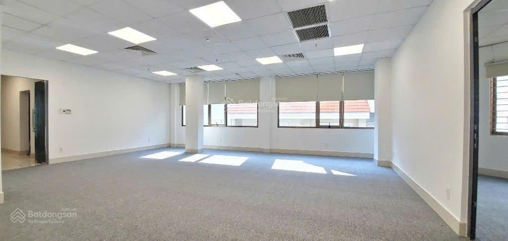 Văn phòng 80m2 tại đường trường chinh. sàn vừa bàn giao, có thể sử dụng ngay