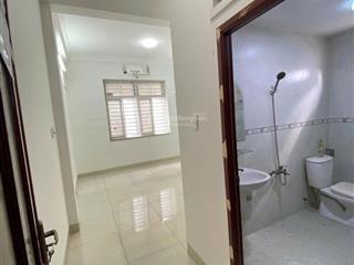 Cho thuê nhà 4x22m trường chinh, p.14 tân bình. trệt 3 lầu, 5pn, nhà sâu rộng dễ bố trí.