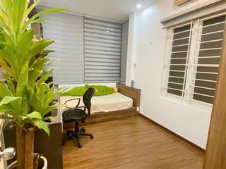Hiếm!cho thuê ch tầng 5 thang máy, phố vạn phúc, liễu giai. 60m2, 1pn, 1pk. full nội thất xịn sò