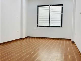 Hiếm! 1 nhà ra mp lạc long quân, 45m2*5t, thông sàn, có thể sửa thang máy, ở, kd, cho thuê đỉnh