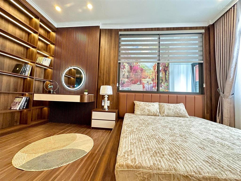 Hiếm! nhà an thượng, ngự câu. chỉ ba bước ra đường ô tô. 50m2*4t, 2 thoáng. xây mới. chỉ hơn 5 tỷ