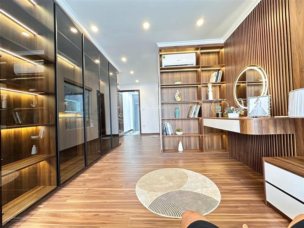 Hiếm! nhà an thượng, ngự câu. chỉ ba bước ra đường ô tô. 50m2*4t, 2 thoáng. xây mới. chỉ hơn 5 tỷ
