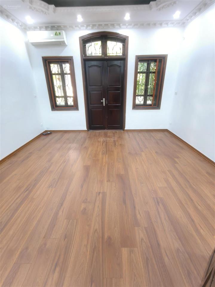 Cho thuê gấp nhà phố phan kế bính, đào tấn. ngõ 3m. 55m2*3.5t. 3pn. đồ cơ bản. 30m ra phố