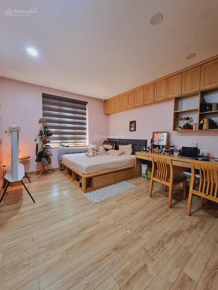 Cực ngon! cho thuê nhà phố linh lang, kim mã thượng. lô góc. đường 6,5m. kd đỉnh. 160m2 * 4 tầng