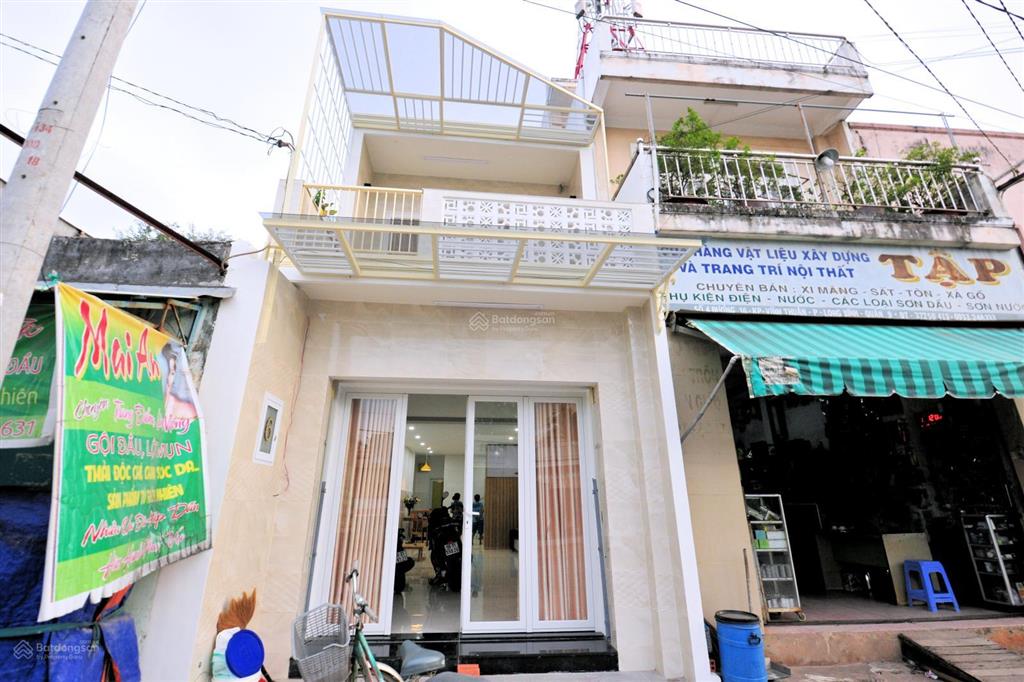 Nhà mặt tiền 82.6m2, 2 phòng ngủ, đường 16, p. long bình, tp. thủ đức