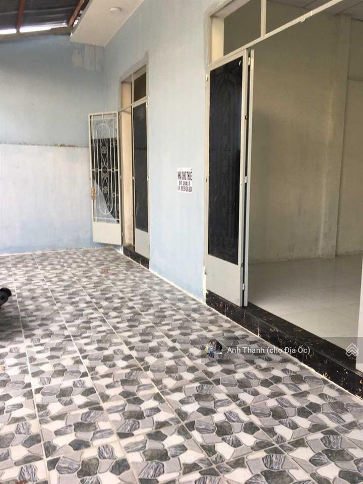Hot cần bán gấp nhà dt 10m x 18m 1/phan văn hớn, gần chợ bà điểm, hóc môn