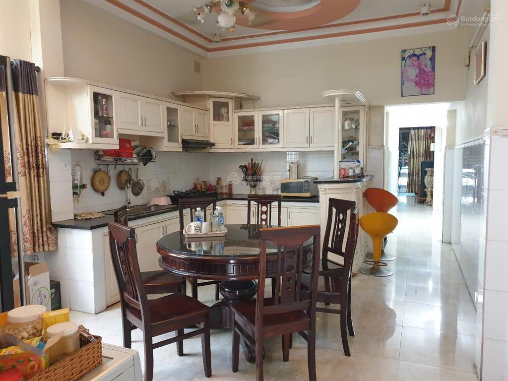 Nhà lầu dt 165m2 mặt tiền nguyễn ảnh thủ, gần ngã 4 trung chánh hóc môn