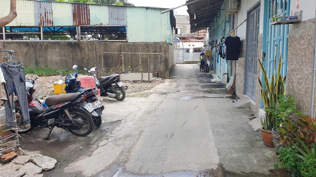 Đất thổ cư 6.6m*16m, đường thông, xã bà điểm, gần ngã 4 trung chánh  hóc môn
