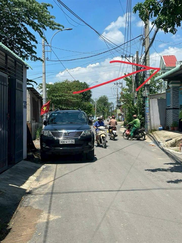 Bán gấp căn 4.3m x 21m mặt tiền xtt4 (nhựa 10m thông)  gần chợ đại hải  hóc môn