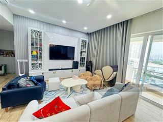 Sổ hồng  tâm huyết! căn góc 124m2 tầng trung ban công đông nam mát mẻ đẹp y hình. giá 12 tỷ all in