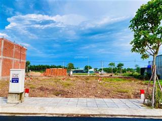 Tôi cần bán lô đất đẹp thanh khoản tốt 85m2 full thổ cư mặt tiền đường nhựa 9m giá 1tỷ950 sổ sẵn