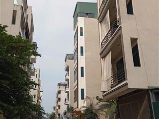 Bán nhà mai dịch  90m2, 5t  lô góc  ô tô tránh  cho thuê 50 tr/ tháng  giá như bán đất