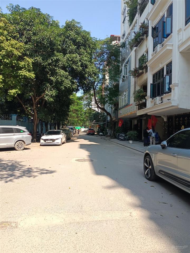 Bán đất mặt phố thiên hiền 80m2, lô góc, mặt tiền 10m, giá đầu tư 35x triệu/m2