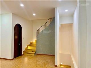 Hiếm nhà đẹp khu bình phú 1  hướng tây 5x9m đúc 4,5 tấm ở ngay