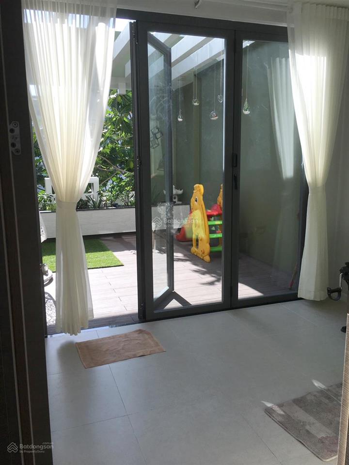 Nhà đẹp ở liền khu tên lửa 5x18m 4 tầng hđ thuê chỉ 11,45 tỷ