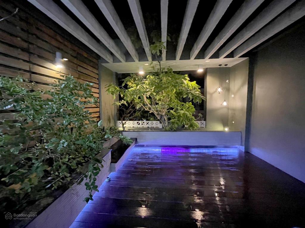 Nhà đẹp ở liền khu tên lửa 5x18m 4 tầng hđ thuê chỉ 11,45 tỷ